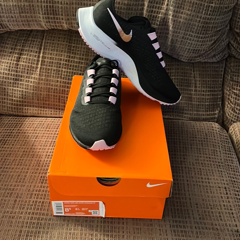 Nike Air Zoom Pegasus 37